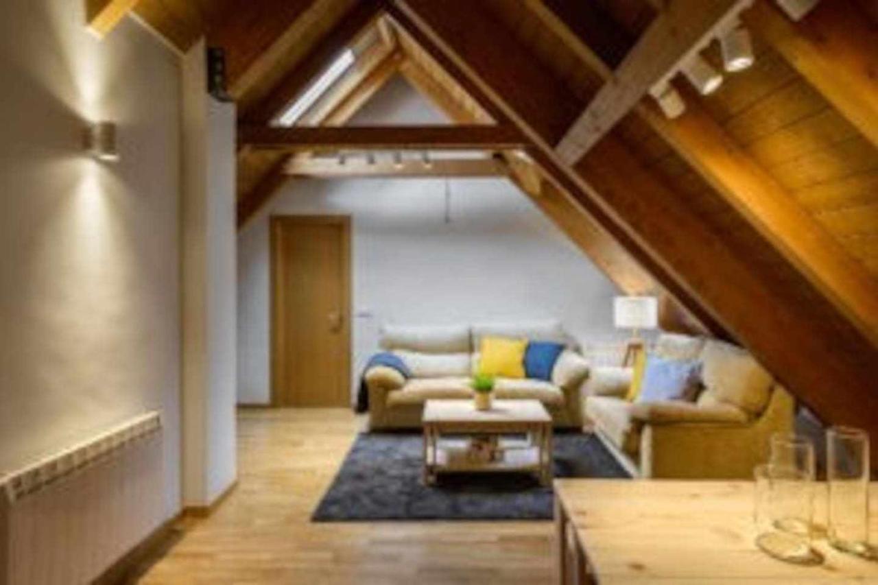 Apartment Atico Anayet L Wifi L Vistas L Abuhardillado L Trastero *